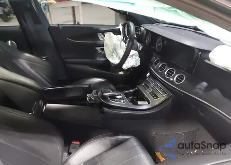 2019 Mercedes-Benz E 300 4Matic из США, поврежденный, VIN WDDZF4KB3KA524693